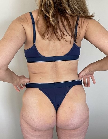 vixenkat model hot photos