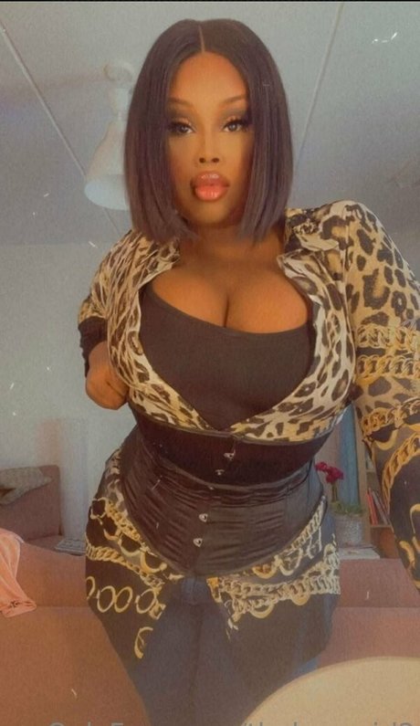 thebossgirl2 nude star images