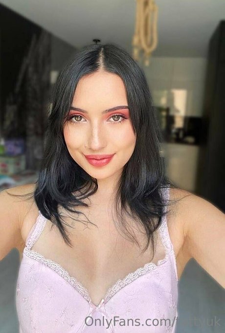 tattyuk sex actress gallery