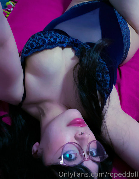 ropeddoll hot pornstar image