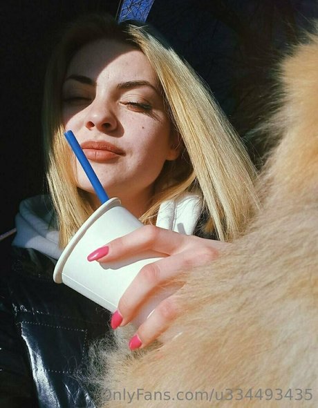 dragonb0rn pornstar hd photos