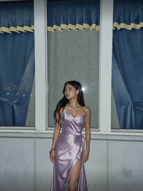 Mina Ash naked model gallery