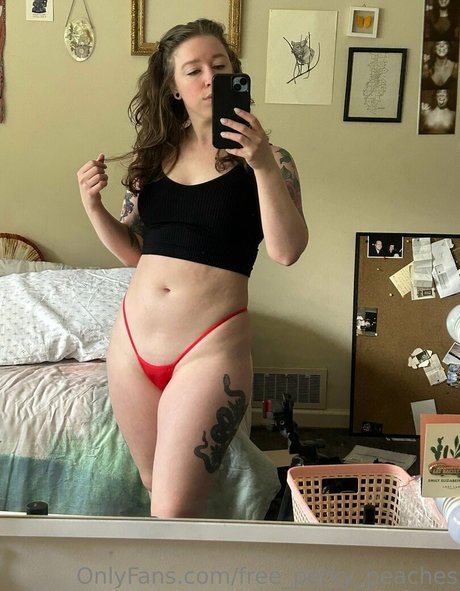 free perky peaches model porn photo