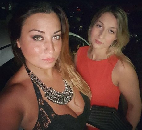 arab pawg onlyfans beautiful xxx image