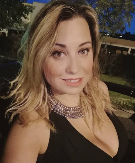 curvygirl89 hd star gallery