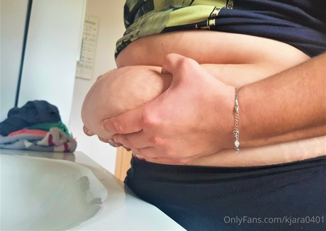 kjara0401 nudes model pic