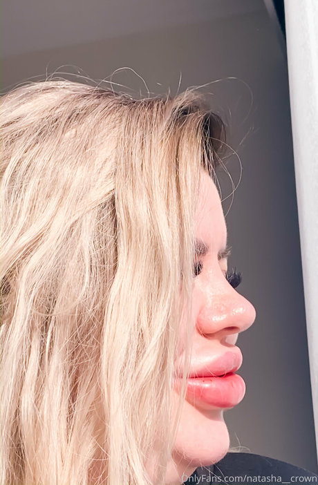 Natasha Crown model porn img