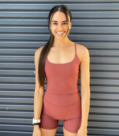 Imogen Russell pretty pornstar pics