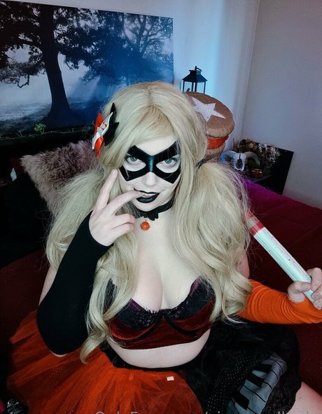 vixxenvalkyrie naked model photos