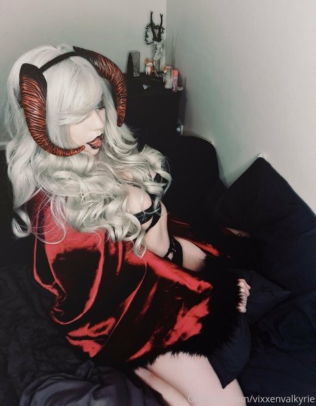 vixxenvalkyrie star art img