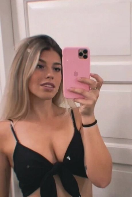 famous girls onlyfans art naked pictures