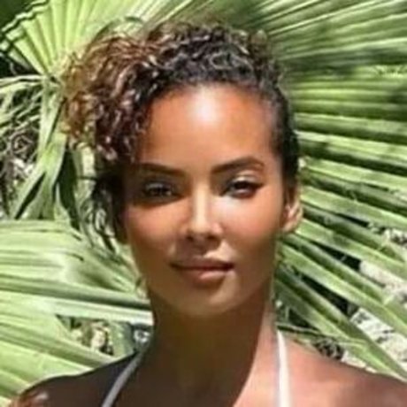 estelb75 nudes model pic