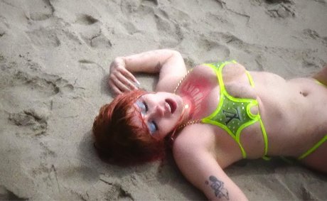 shemale handjob onlyfans free image