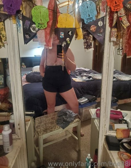 pregnant teacher onlyfans beautiful images