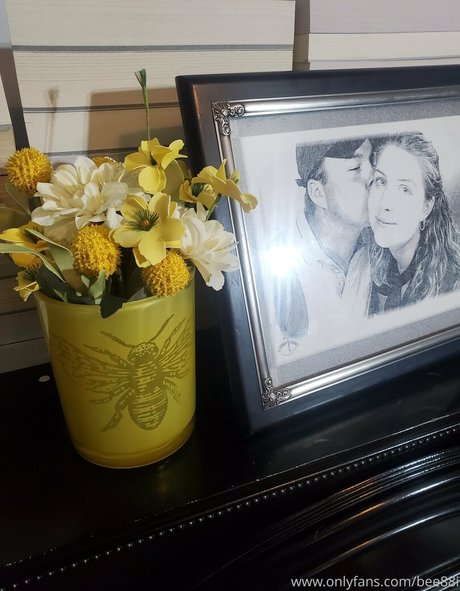 bee88i art model images