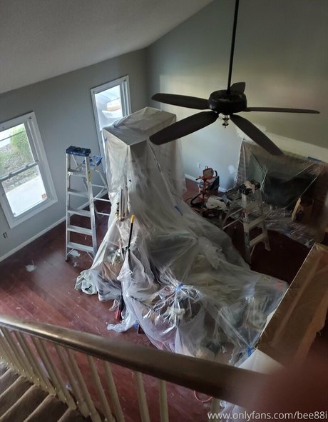 bee88i model nudes gallery