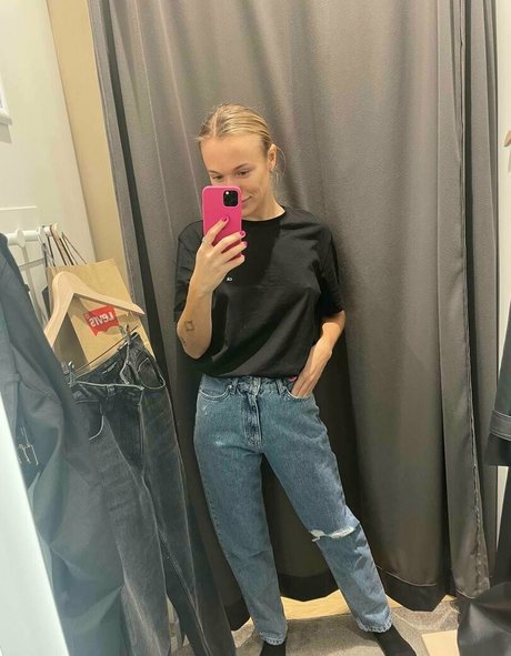 aislinxxxmodel star porn archive