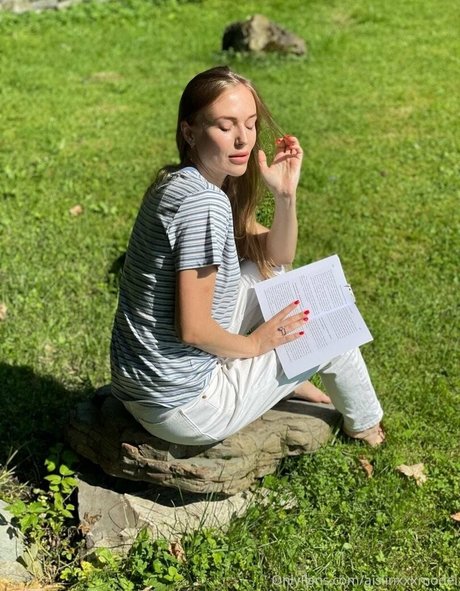 aislinxxxmodel sexy star gallery