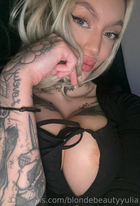 blondebeautyyulia pornstar beautiful photos