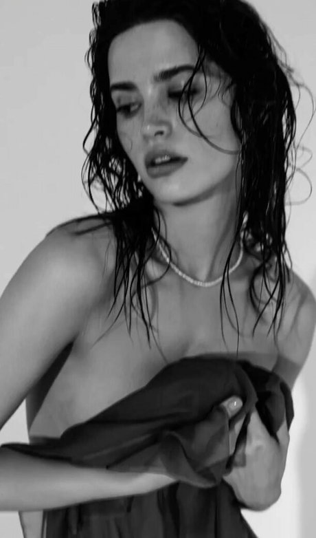 Vlada Erofeeva sexy actress archive