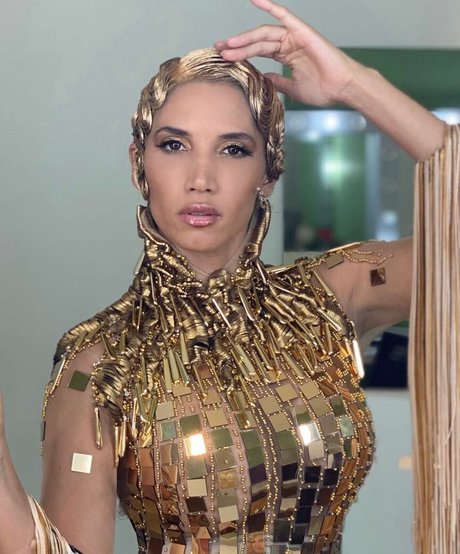 India Martinez exclusive model photos