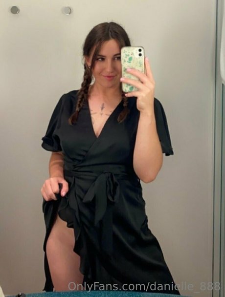 danielle 888 star hot photo