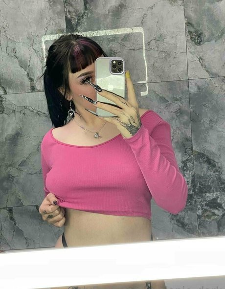 melanie dark exclusive model pics