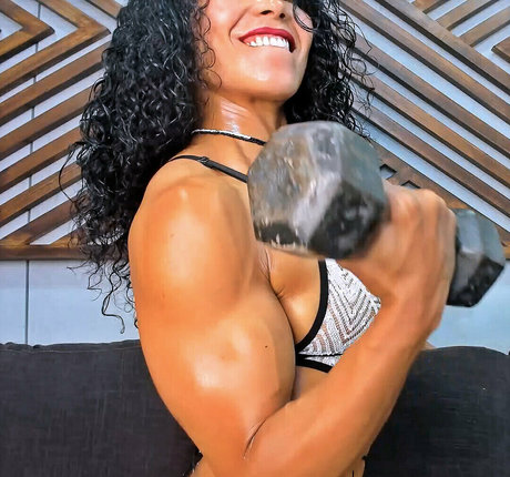 cum on glasses onlyfans exclusive image