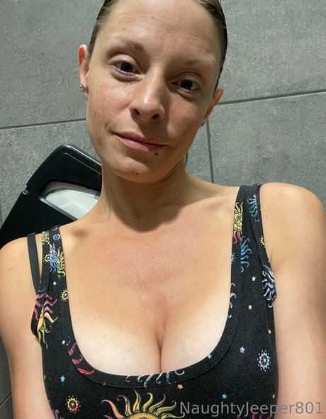 naughtyjeeper801f beautiful pornstar pictures
