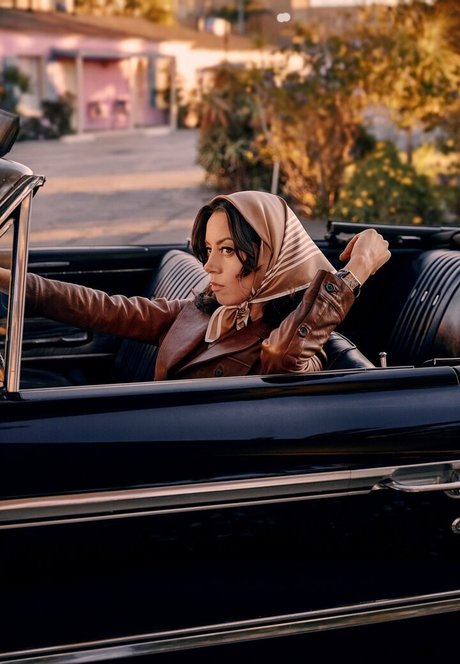 gloryhole princess onlyfans erotic pic