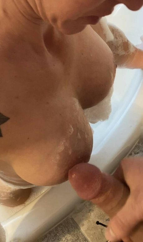 Sweetvickie model erotic archive