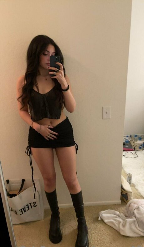 alexrusso18 art star archive