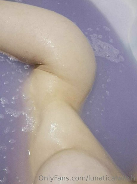 Lunaticalwitch nude pornstar archive