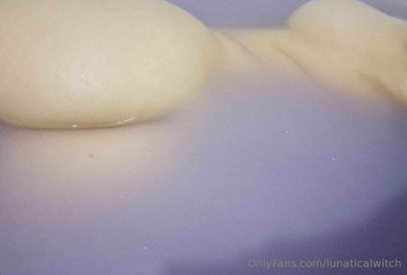 Lunaticalwitch nudes pornstar archive