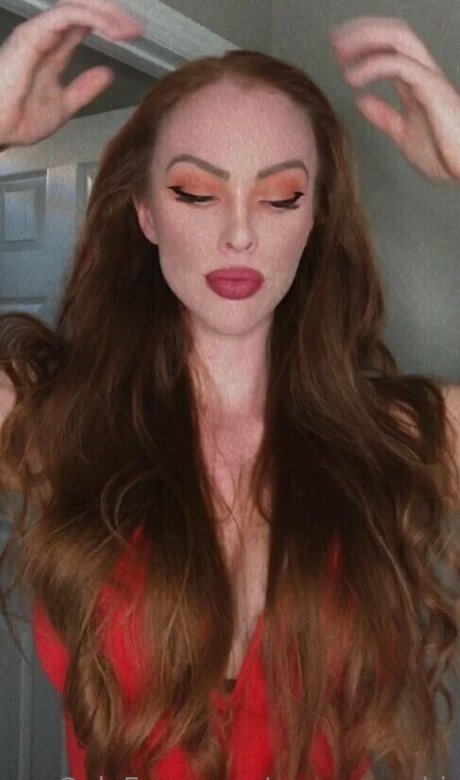 Savanasushii pornstar photo