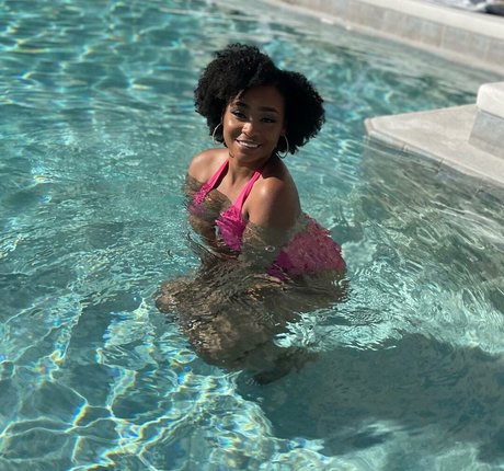 DefinedByKy nude model images