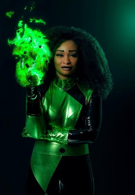 DefinedByKy model beautiful archive