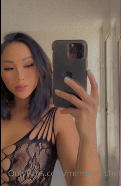 Minnie michele star naked photo