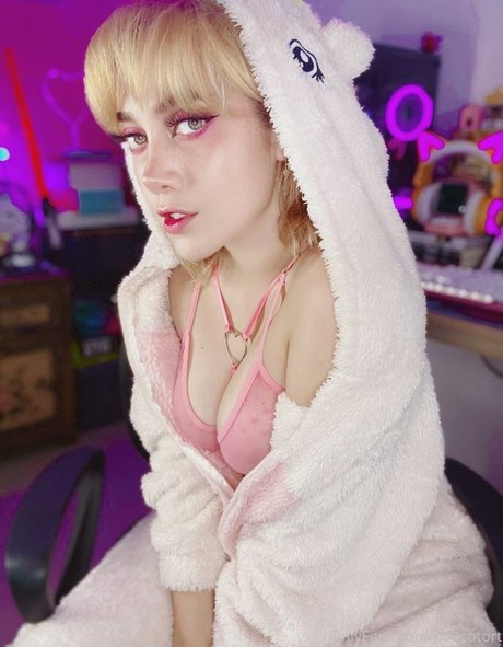 Pausotort nudes model pics