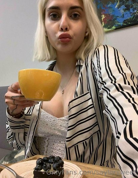 saylorsweet naked actress pics