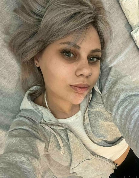 arianabird sex actress galleries