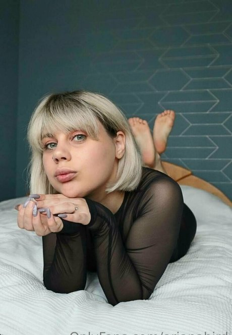 arianabird beautiful pornstar archive