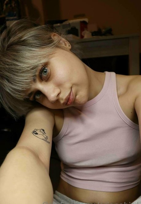 arianabird top pornstar galleries