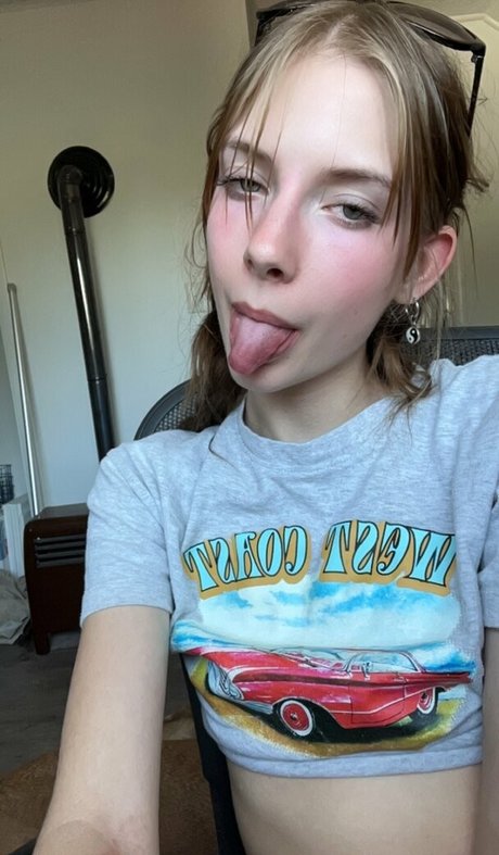 selflovesage high quality model pictures