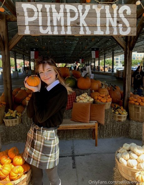 selflovesage nudes model galleries