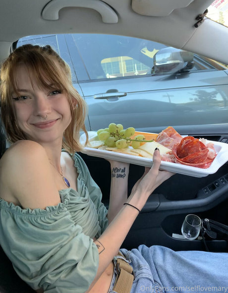 selflovesage exclusive pornstar image