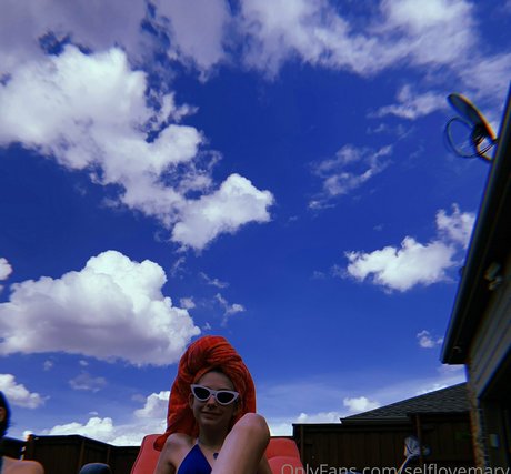 selflovesage high quality actress gallery