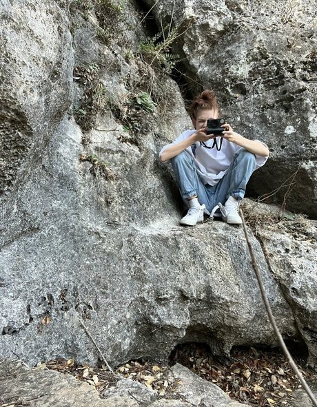 selflovesage model naked picture