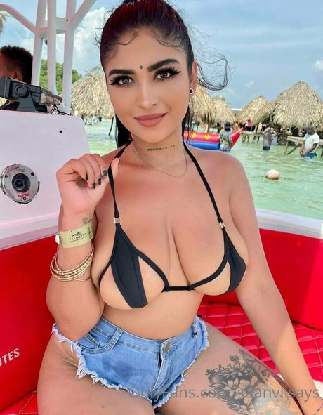 saanvi says perfect model gallery