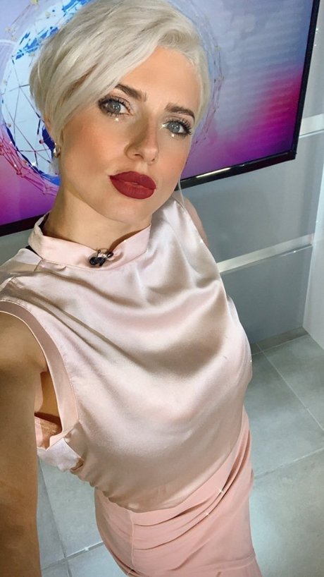 Tamara Bella star pornographic photos